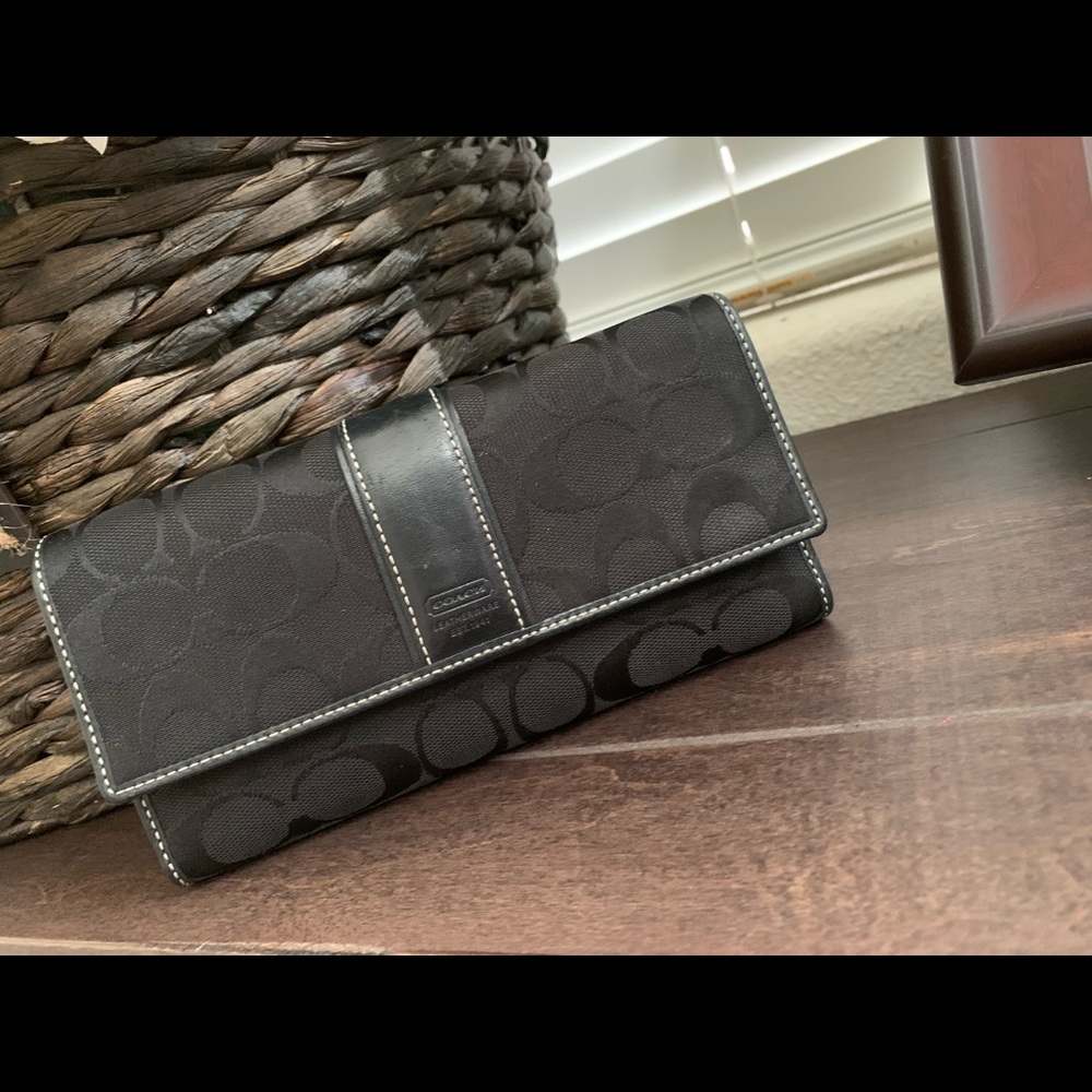 Used Coach Wallet